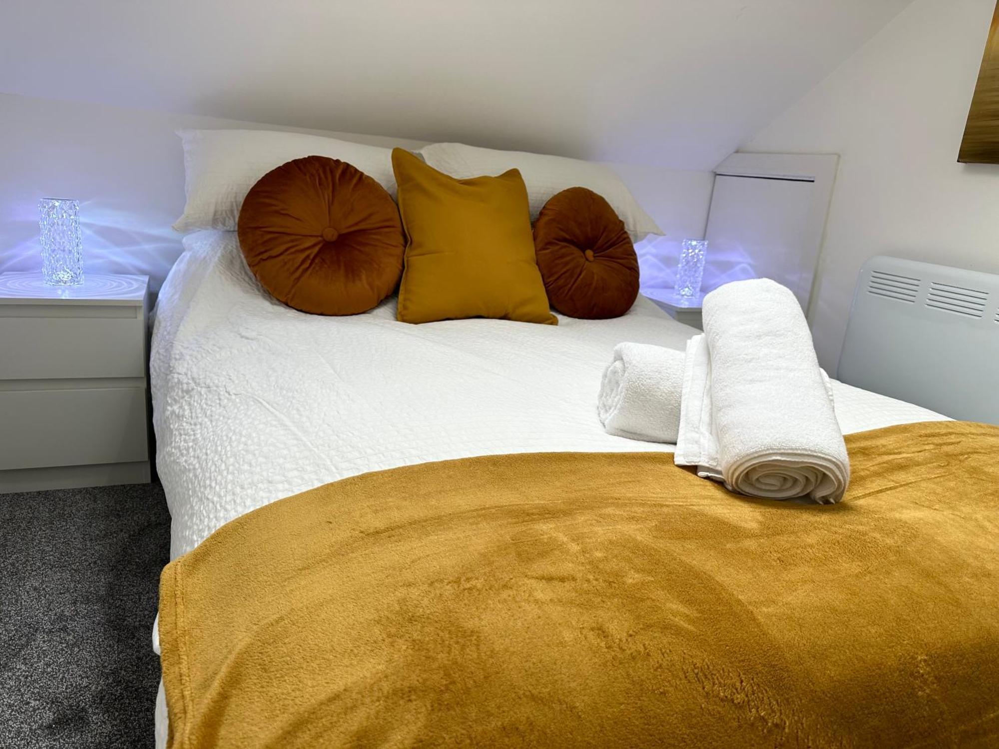 קארדיף Vibrant Apartments Close To City Centre מראה חיצוני תמונה