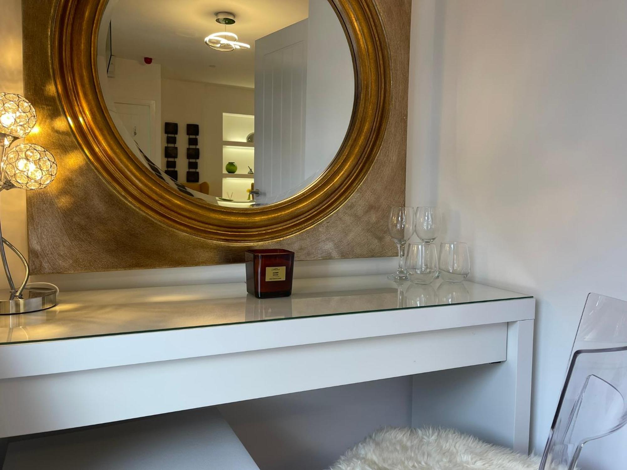 קארדיף Vibrant Apartments Close To City Centre מראה חיצוני תמונה