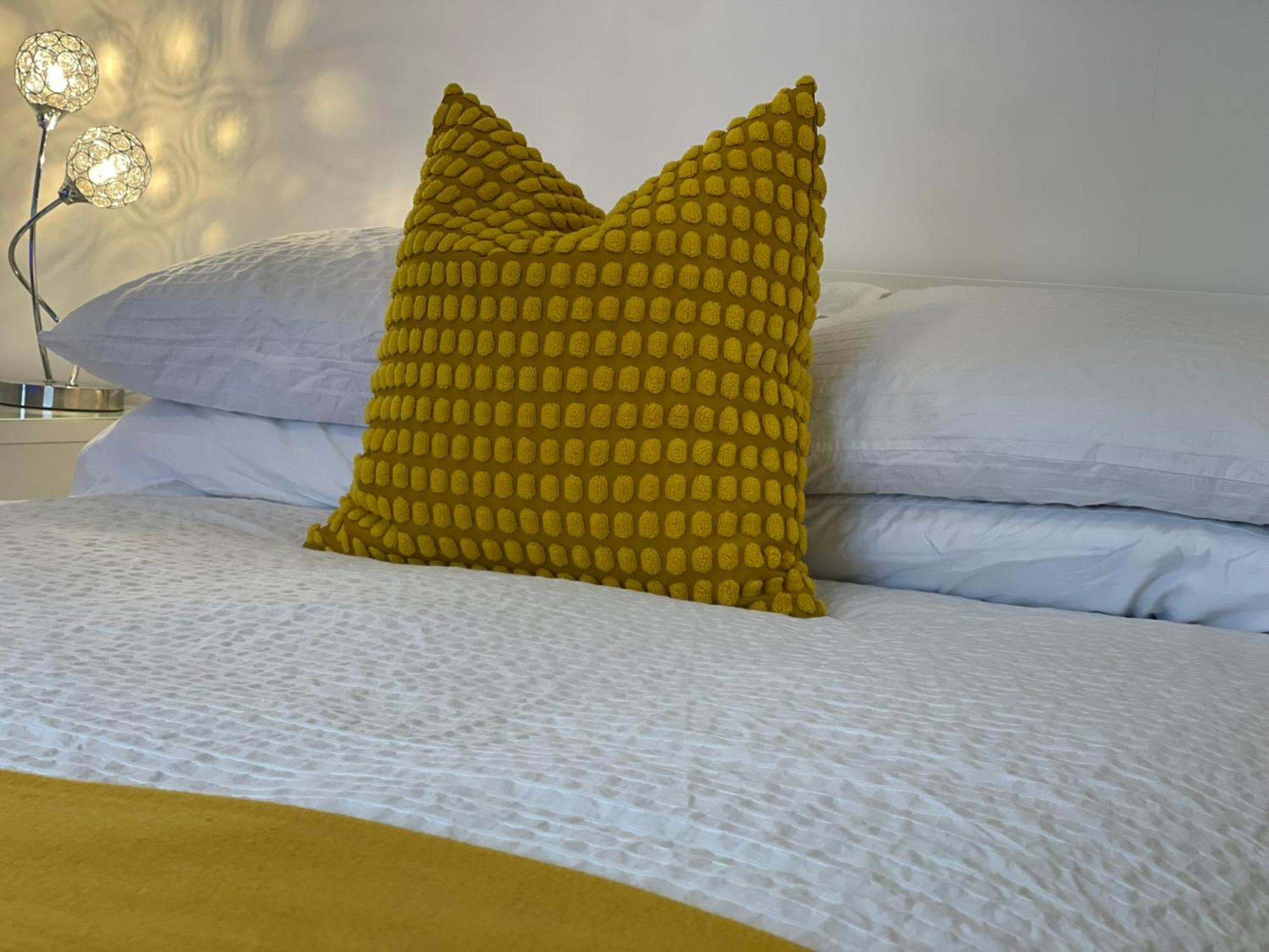 קארדיף Vibrant Apartments Close To City Centre מראה חיצוני תמונה
